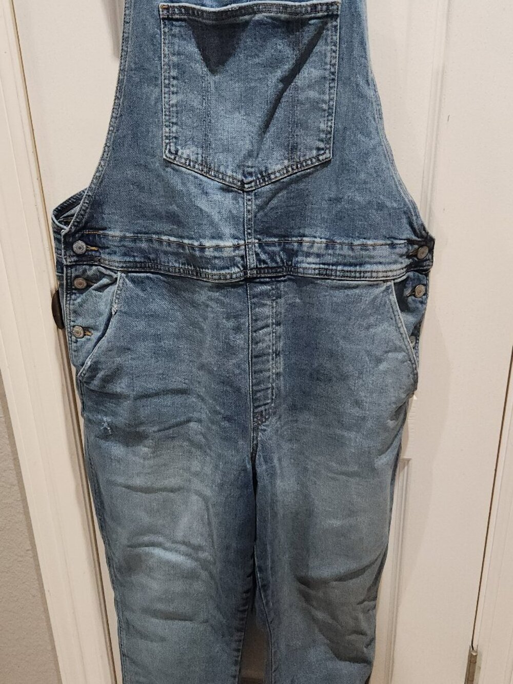 Old Navy Denim Overalls – Size 18